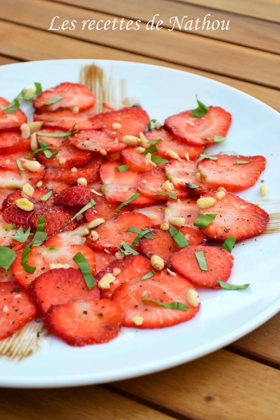 Carpaccio fraises basilic balsamique