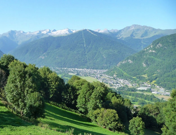 580430fbe68f3-bagneres-de-luchon