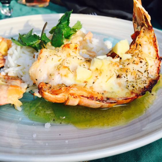 queues-de-langoustes-roties