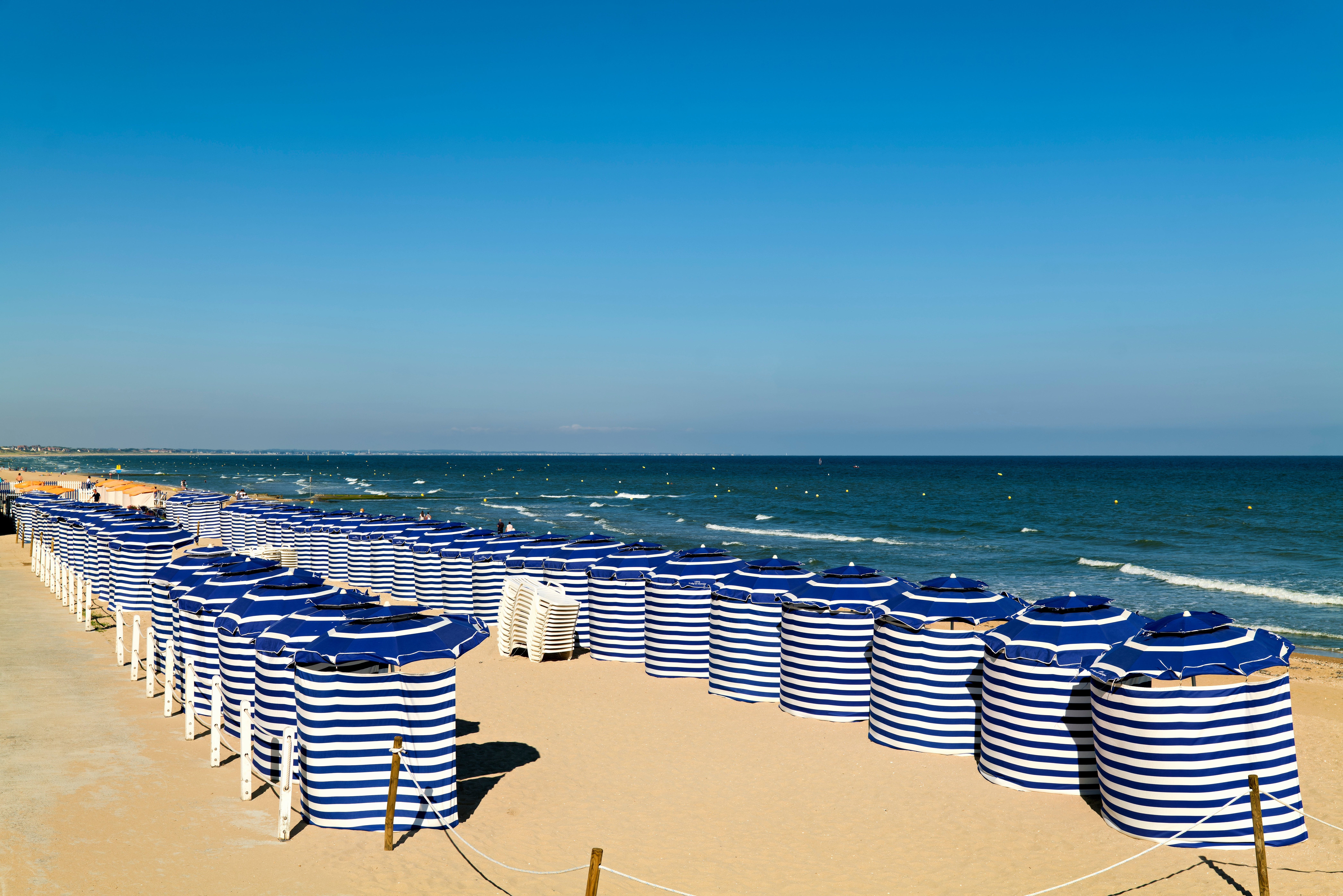 Cabourg,Normandy,France.,The,Beach,-,Date:,09,-,08