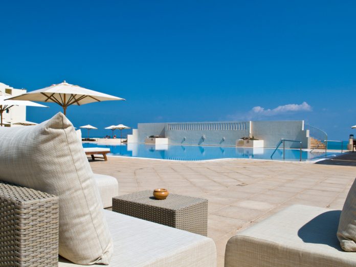 pool_interior_1280x960