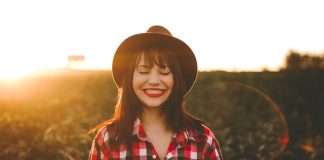 15 comportements à arrêter pour être enfin heureux