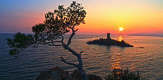 Les Îles d’Or, la guerre des trois n’a jamais eu lieu